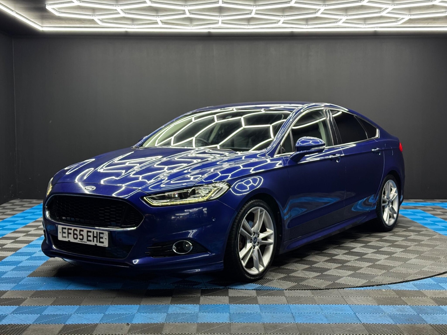 Used Ford Mondeo 2015 for sale - 76408930: Photo 3