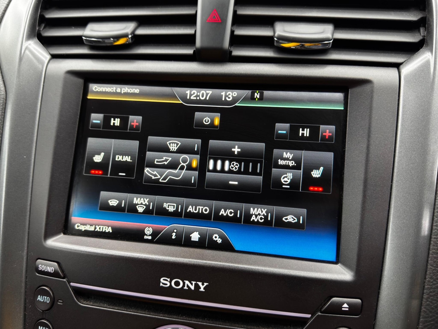 Used Ford Mondeo 2015 for sale - 76408930: Photo 32