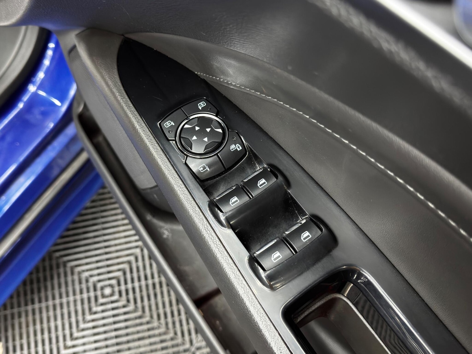 Used Ford Mondeo 2015 for sale - 76408930: Photo 39