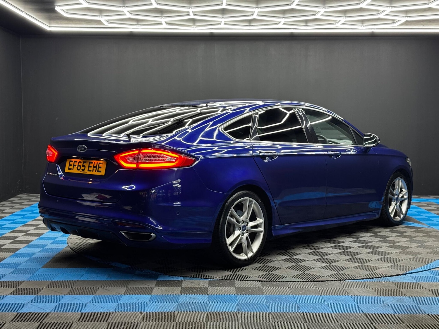 Used Ford Mondeo 2015 for sale - 76408930: Photo 5