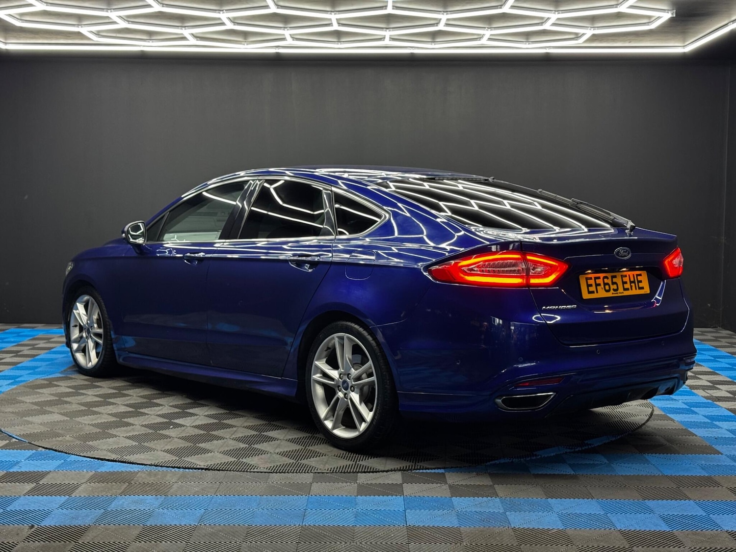 Used Ford Mondeo 2015 for sale - 76408930: Photo 7
