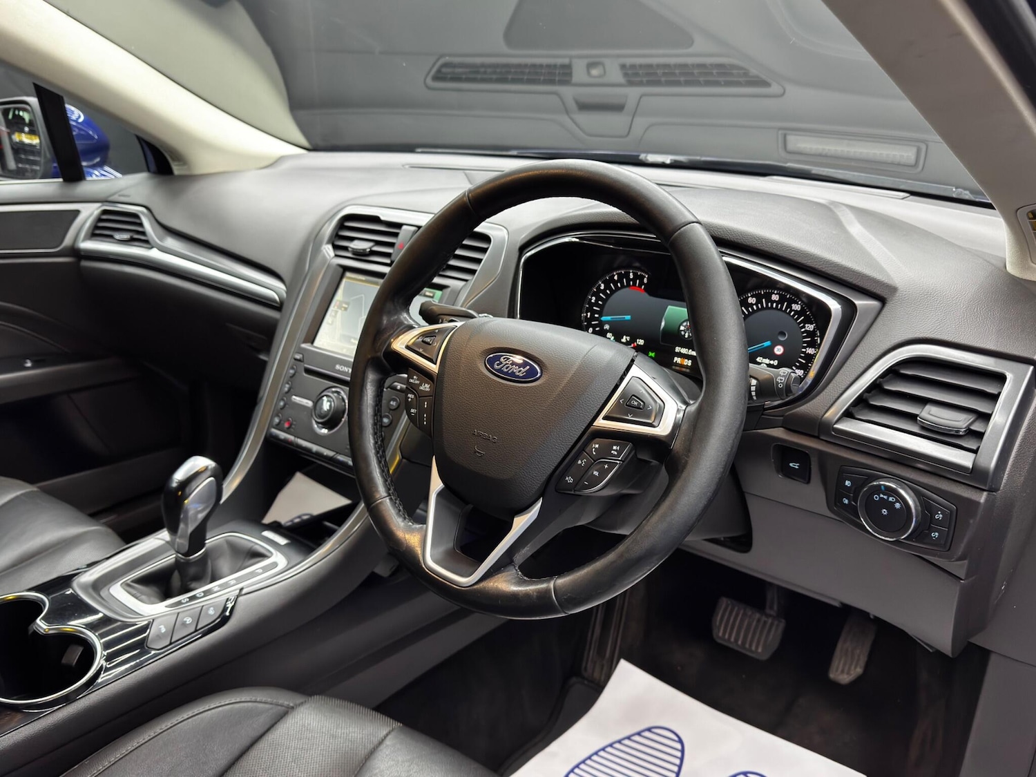 Used Ford Mondeo 2015 for sale - 76408930: Photo 9