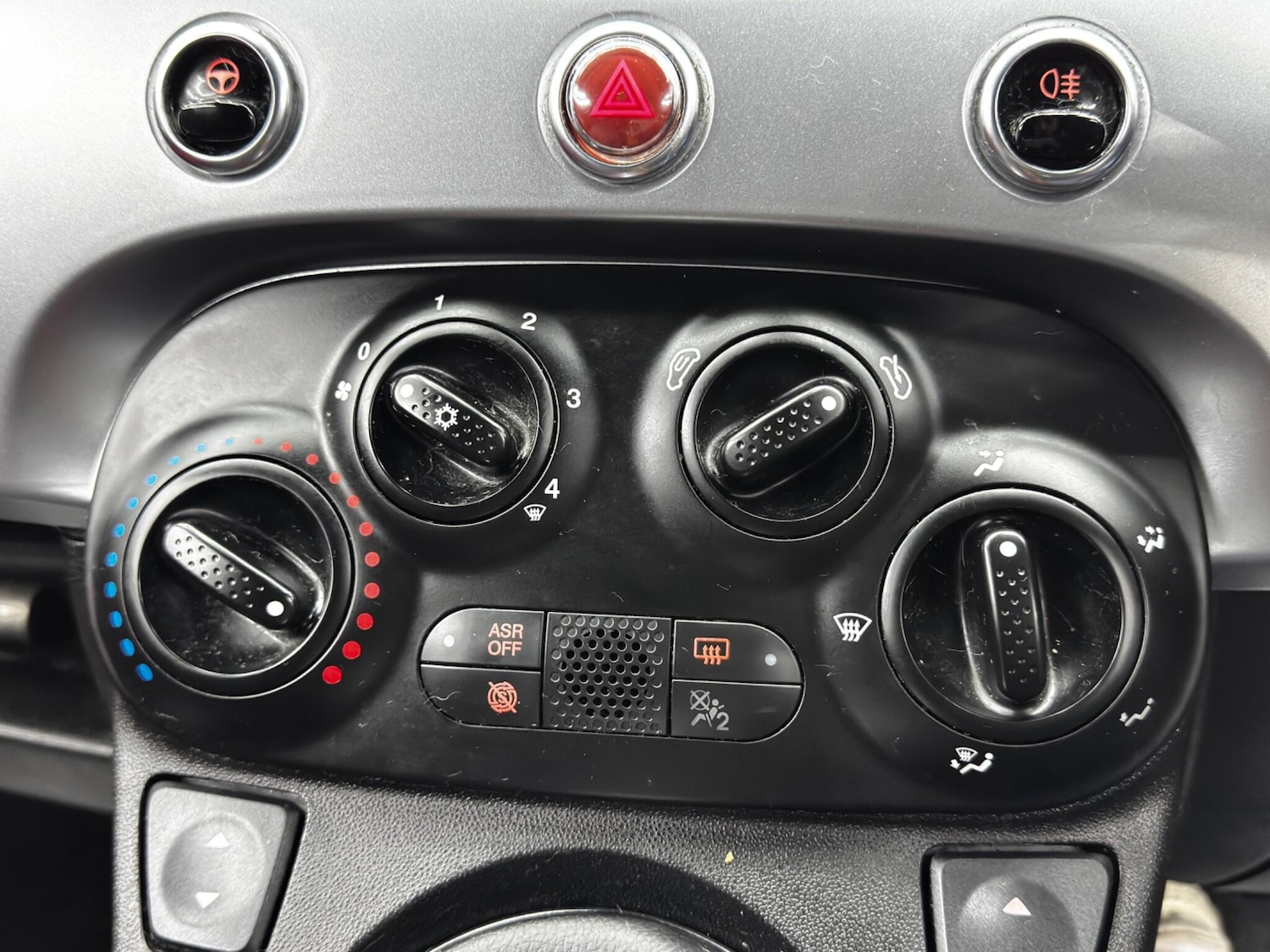 Used Fiat 500 2015 for sale - 76865544: Photo 24