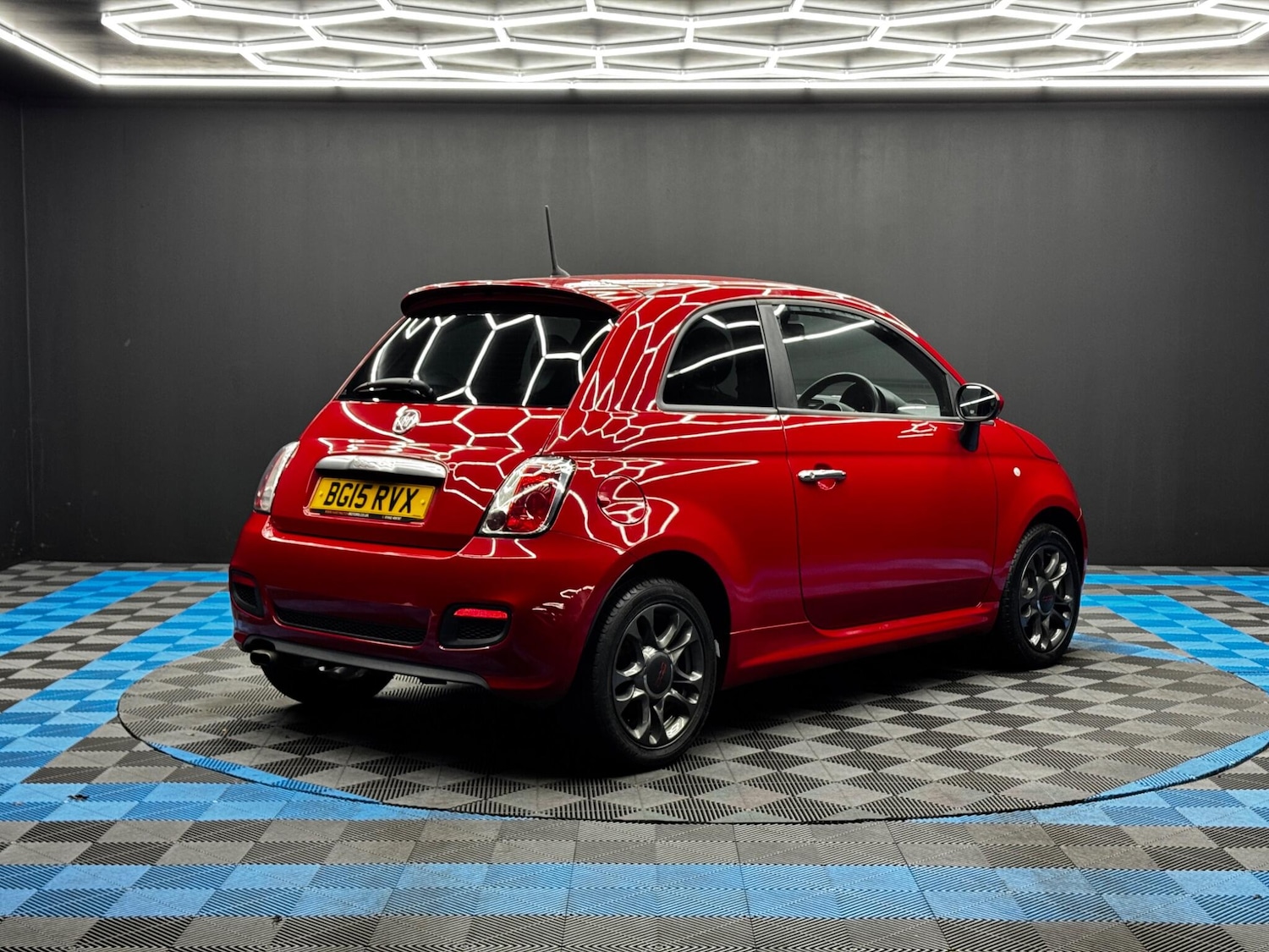 Used Fiat 500 2015 for sale - 76865544: Photo 5