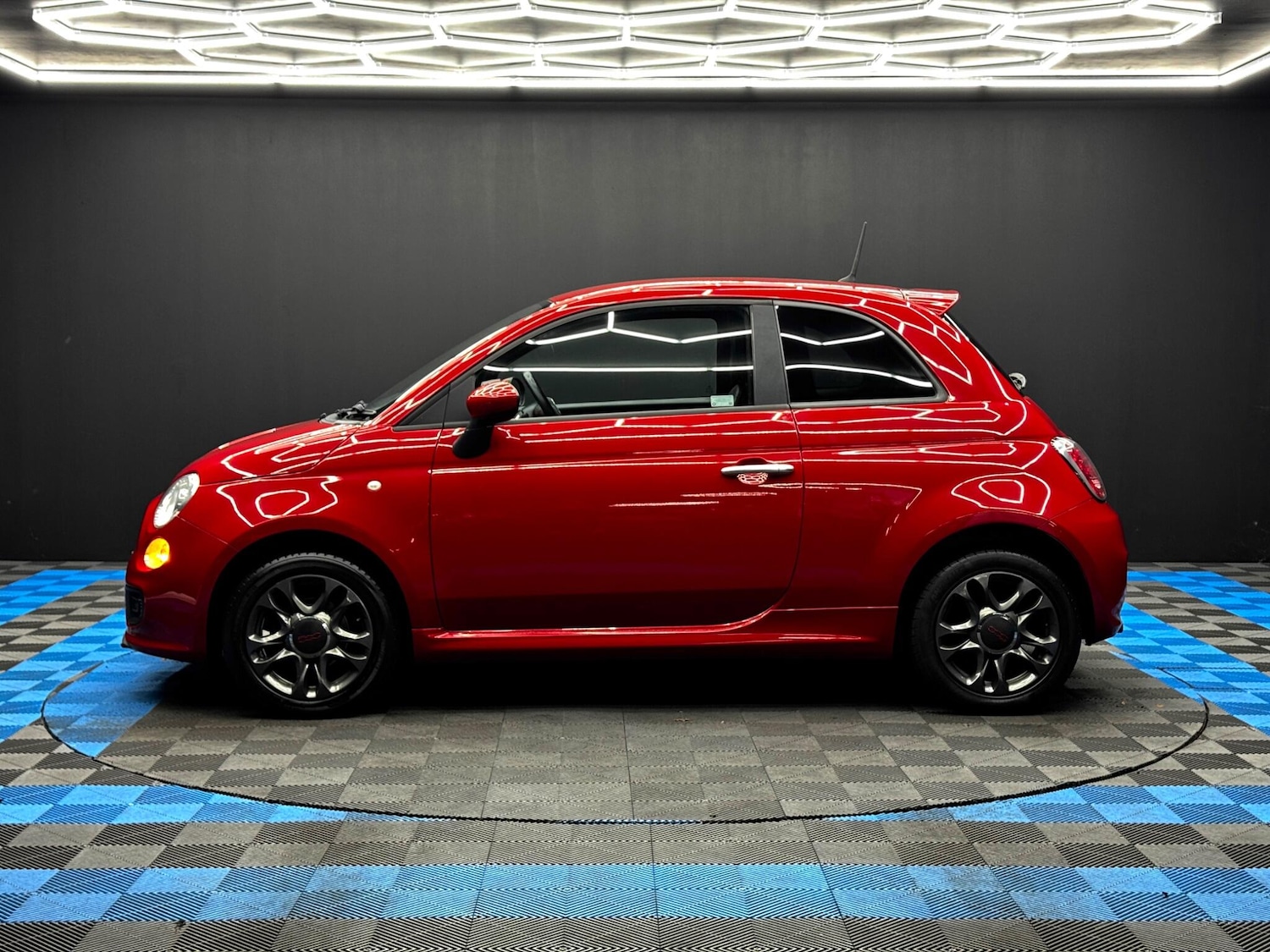 Used Fiat 500 2015 for sale - 76865544: Photo 8