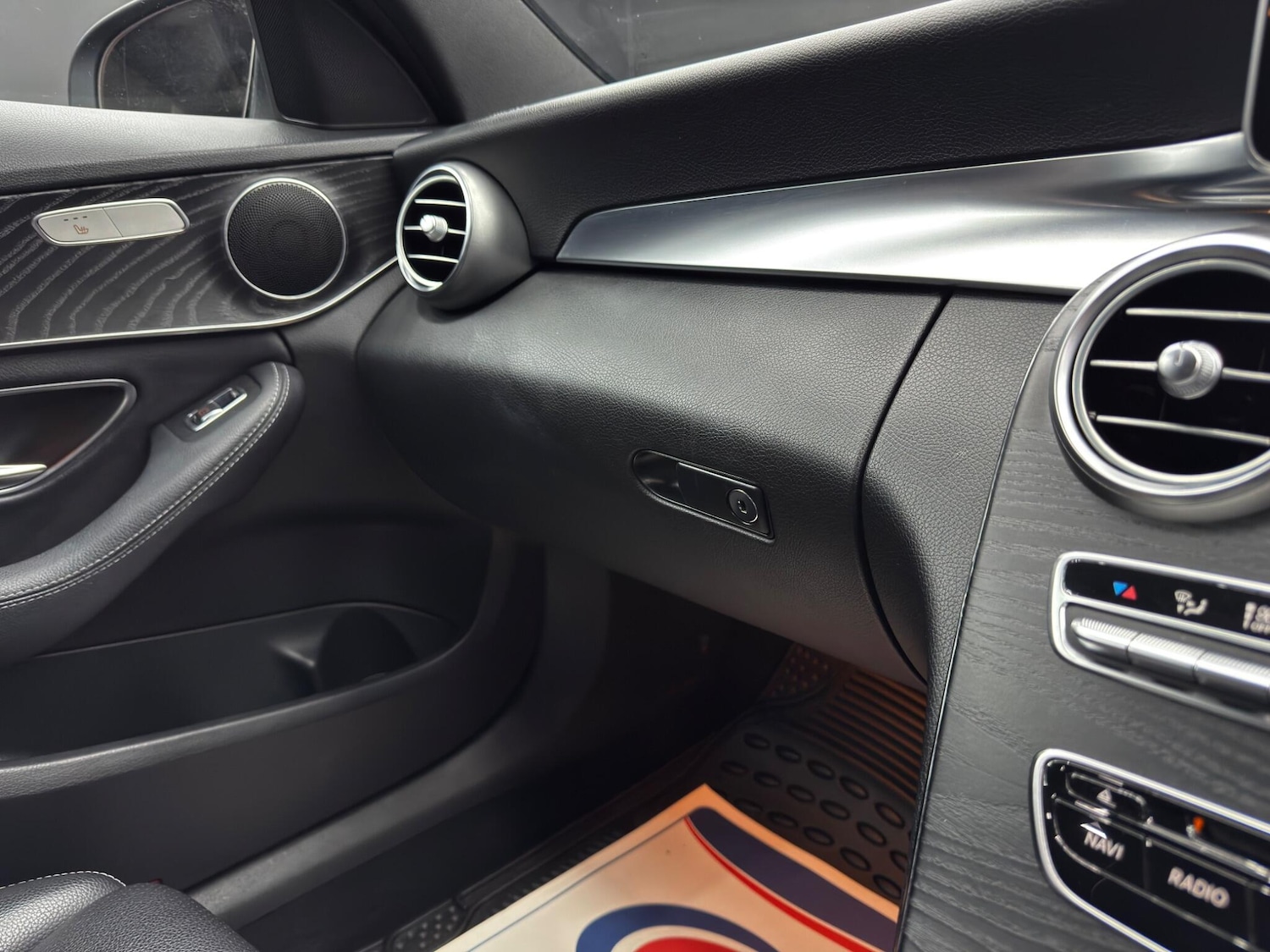 Used Mercedes-Benz C Class 2019 for sale - 77695549: Photo 35