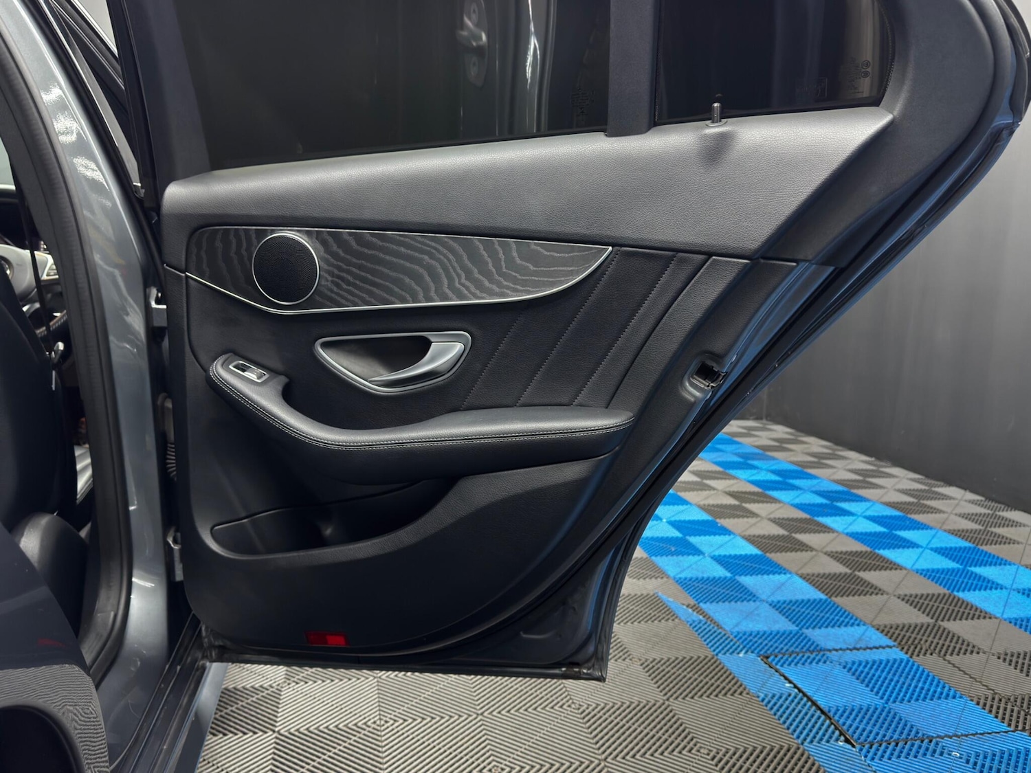 Used Mercedes-Benz C Class 2019 for sale - 77695549: Photo 41