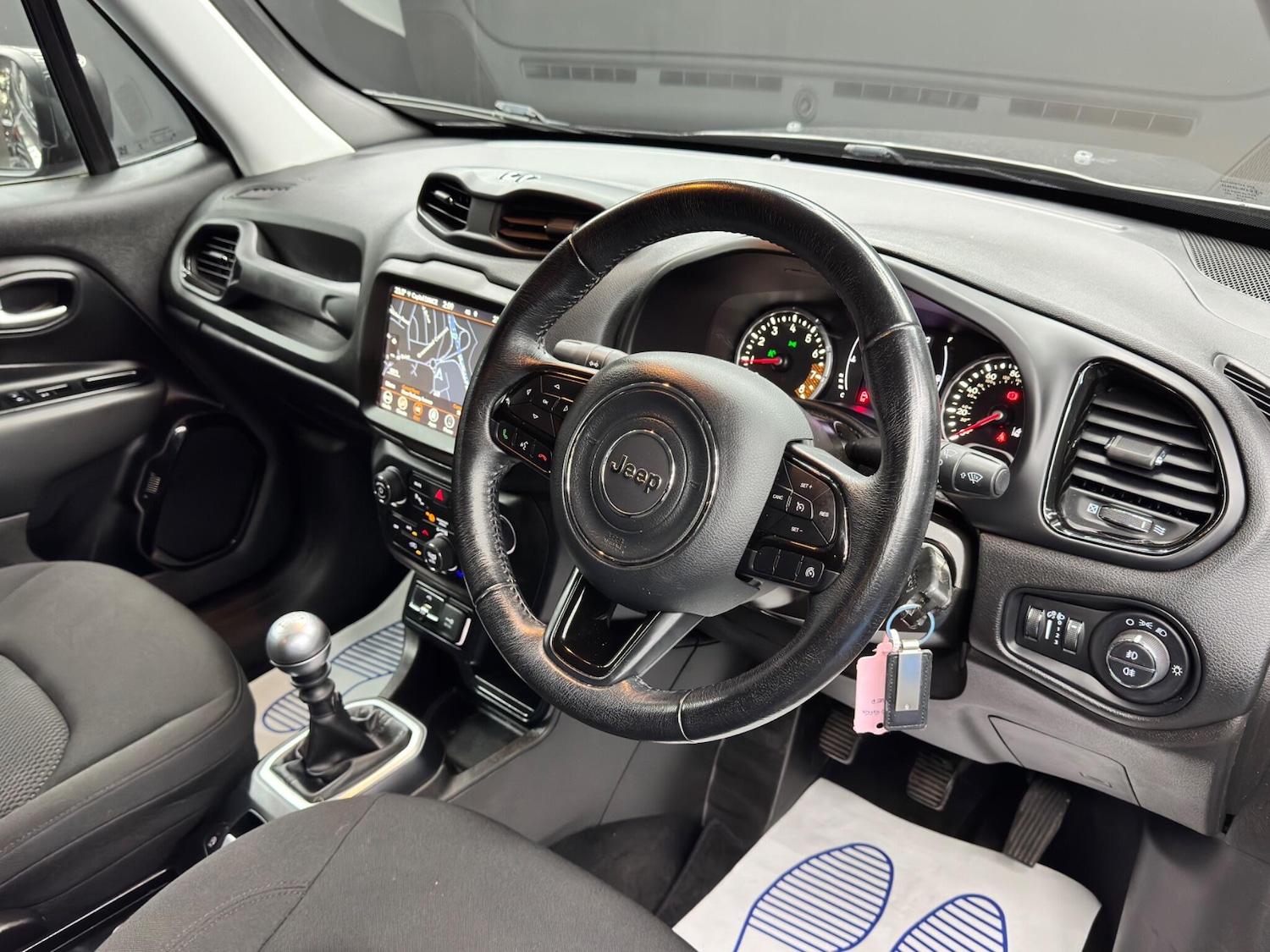 Used Jeep Renegade 2020 for sale - 76987921: Photo 17