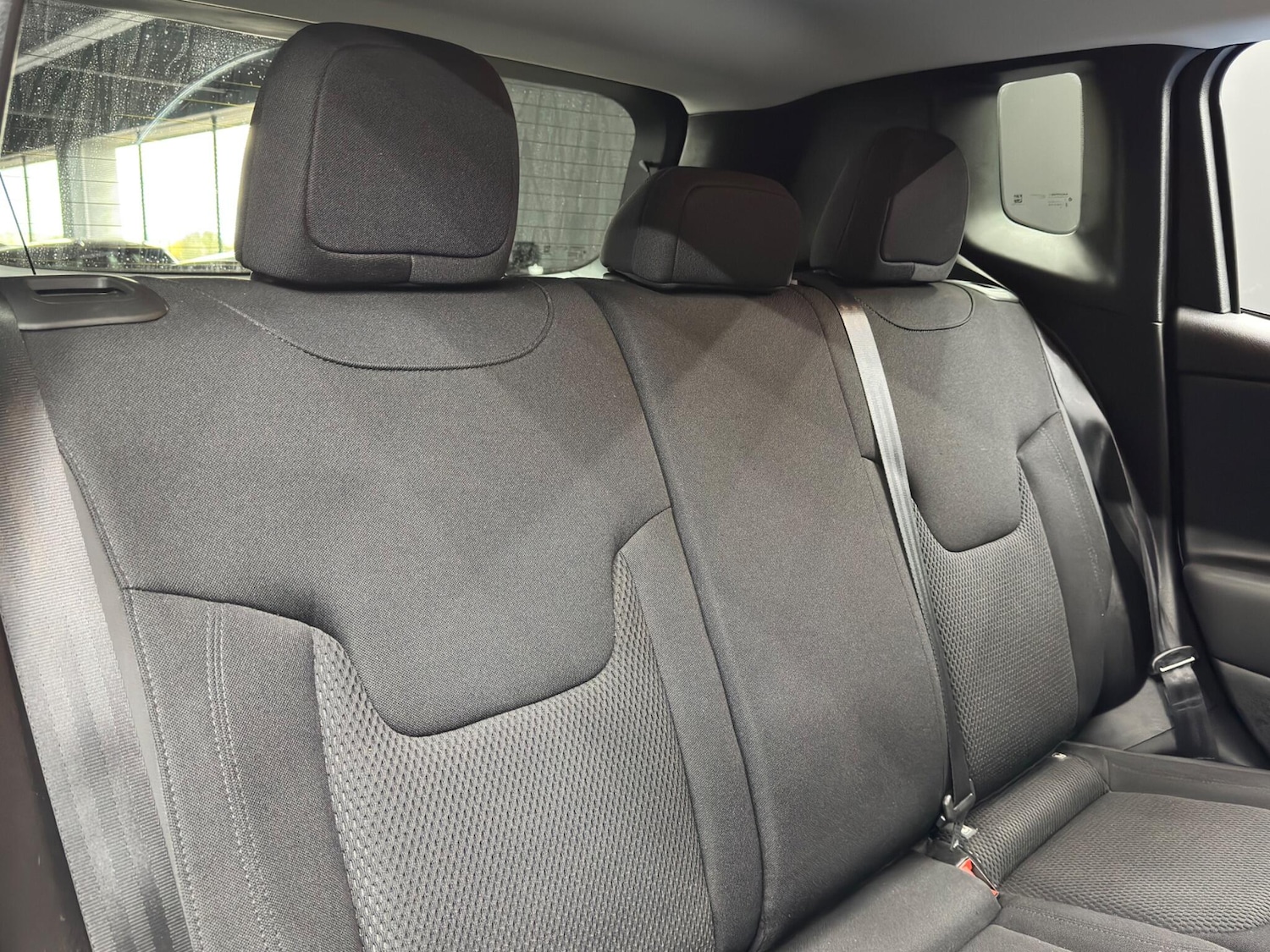 Used Jeep Renegade 2020 for sale - 76987921: Photo 24