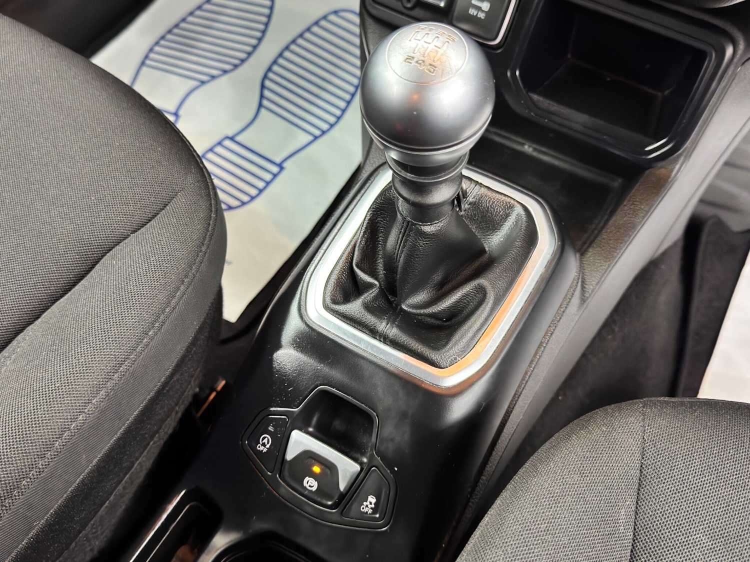 Used Jeep Renegade 2020 for sale - 76987921: Photo 38