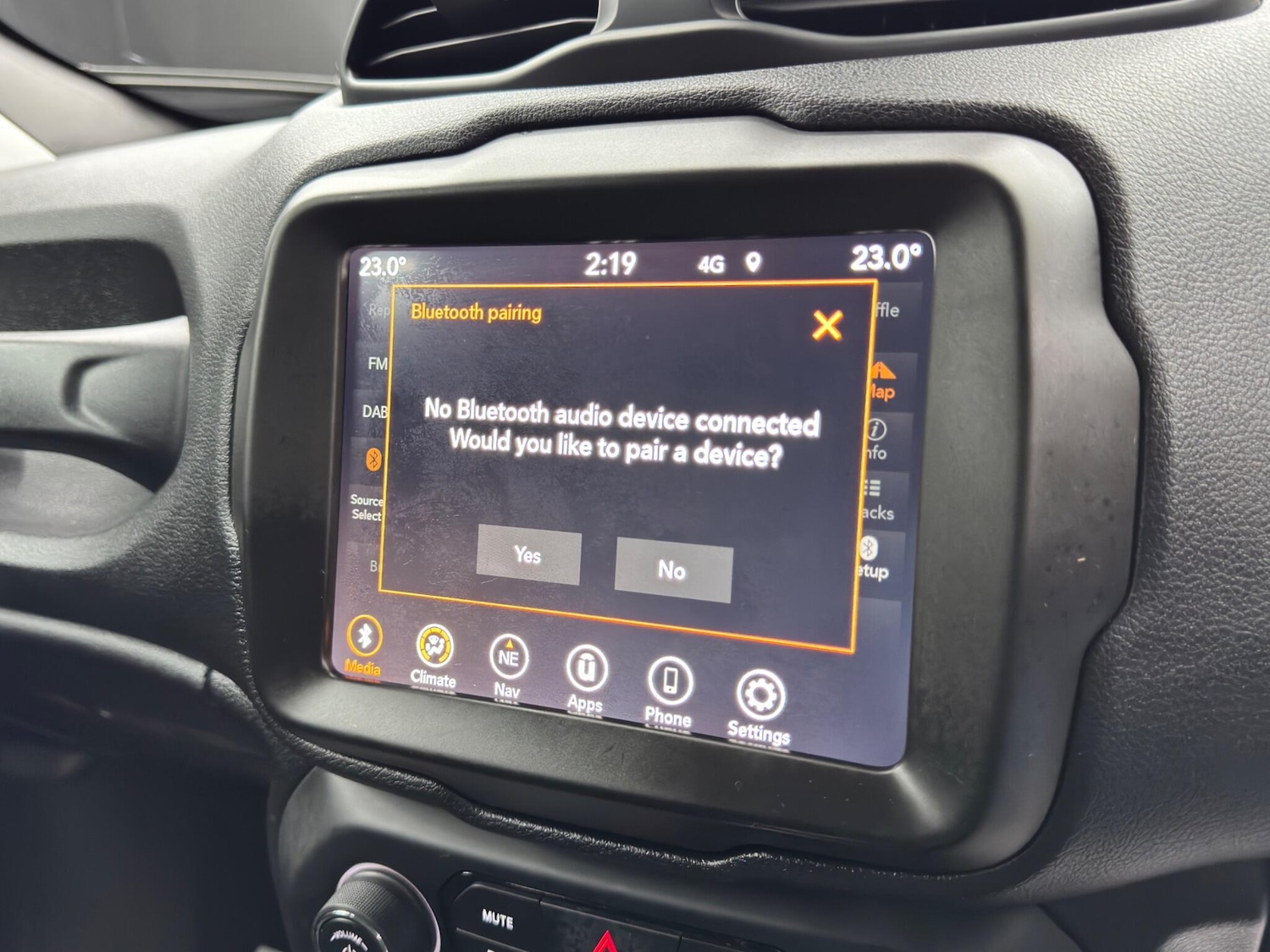 Used Jeep Renegade 2020 for sale - 76987921: Photo 42