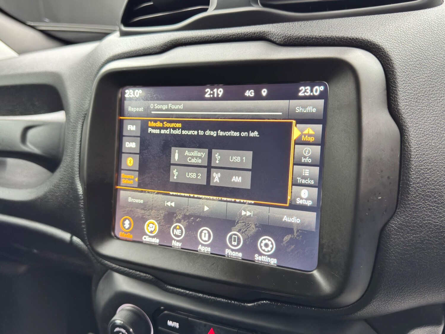 Used Jeep Renegade 2020 for sale - 76987921: Photo 43