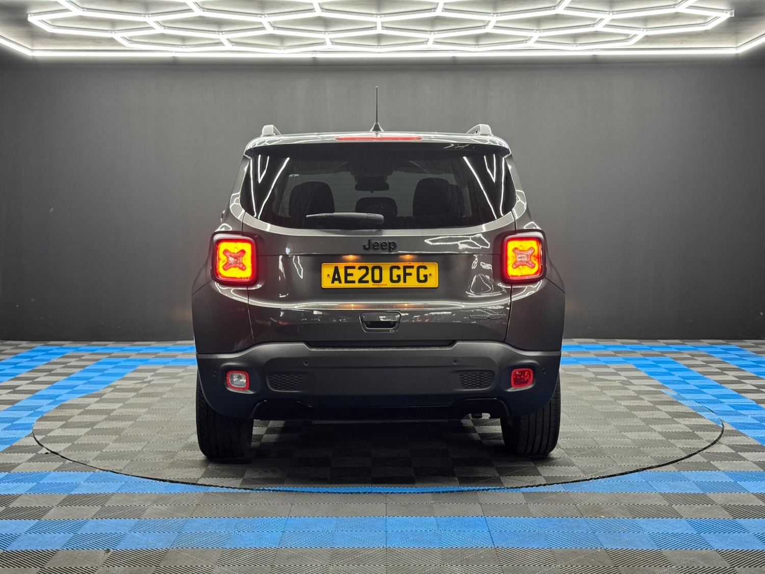 Used Jeep Renegade 2020 for sale - 76987921: Photo 9