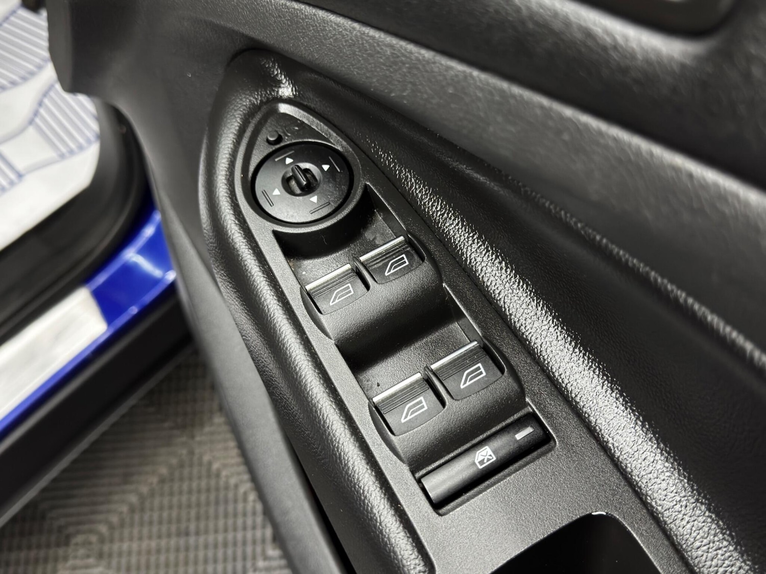 Used Ford Kuga 2018 for sale - 76993391: Photo 38