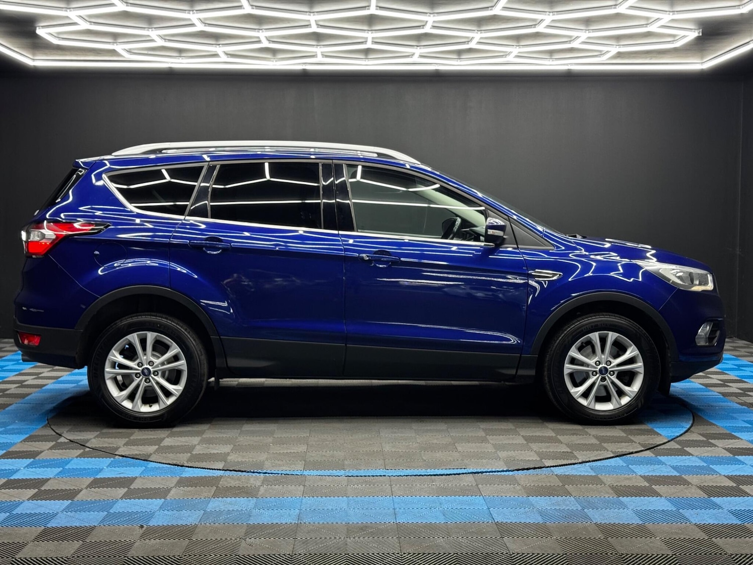 Used Ford Kuga 2018 for sale - 76993391: Photo 4