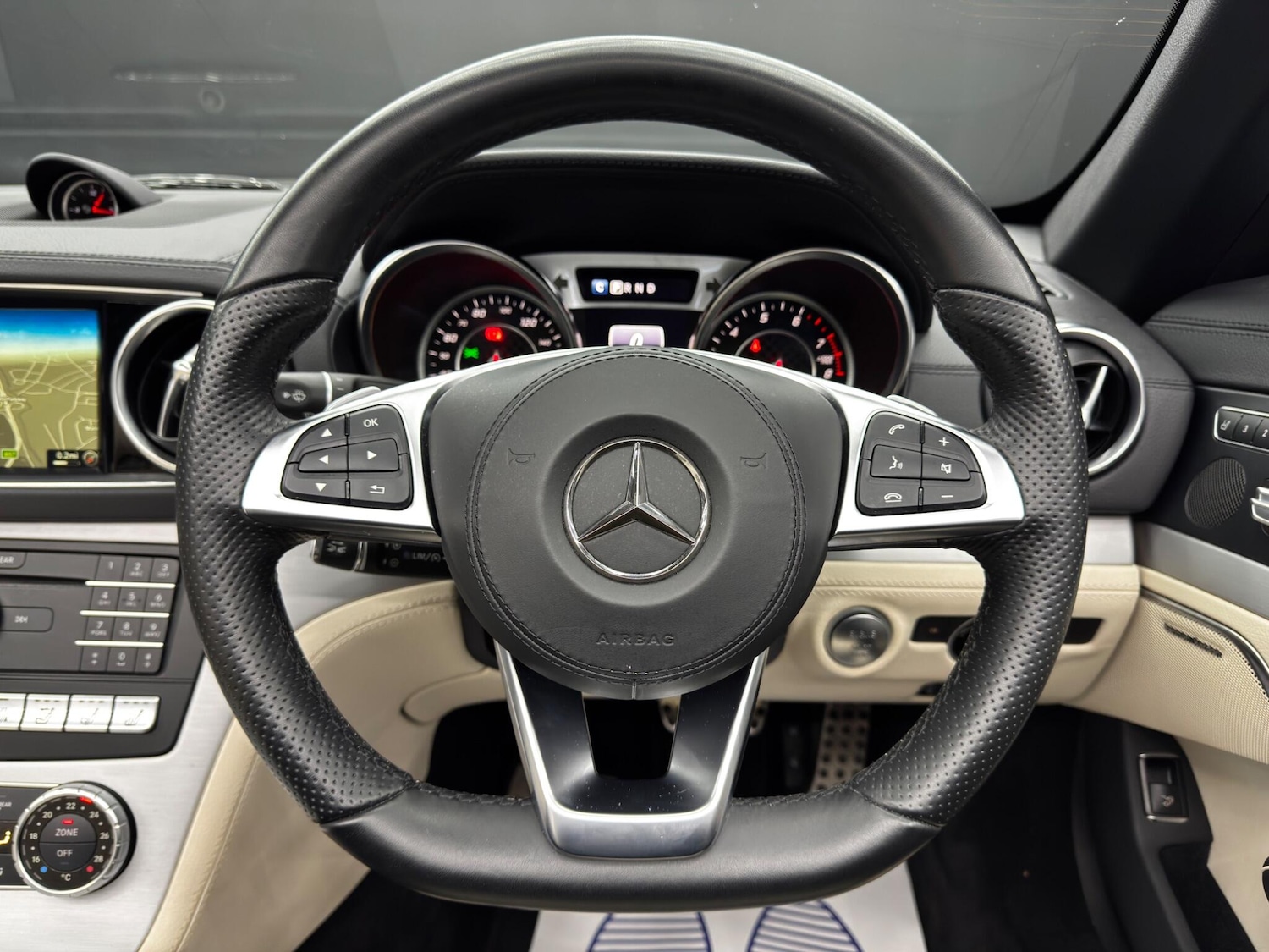 Used Mercedes-Benz SL 2018 for sale - 76701572: Photo 17