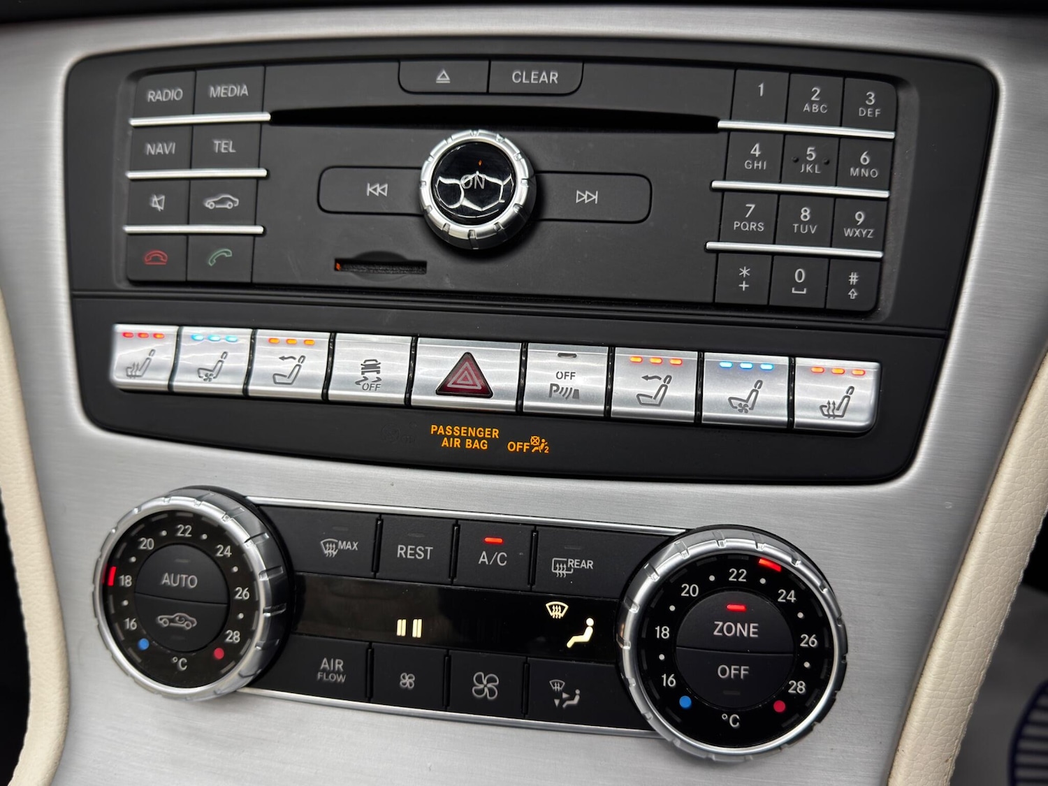 Used Mercedes-Benz SL 2018 for sale - 76701572: Photo 25