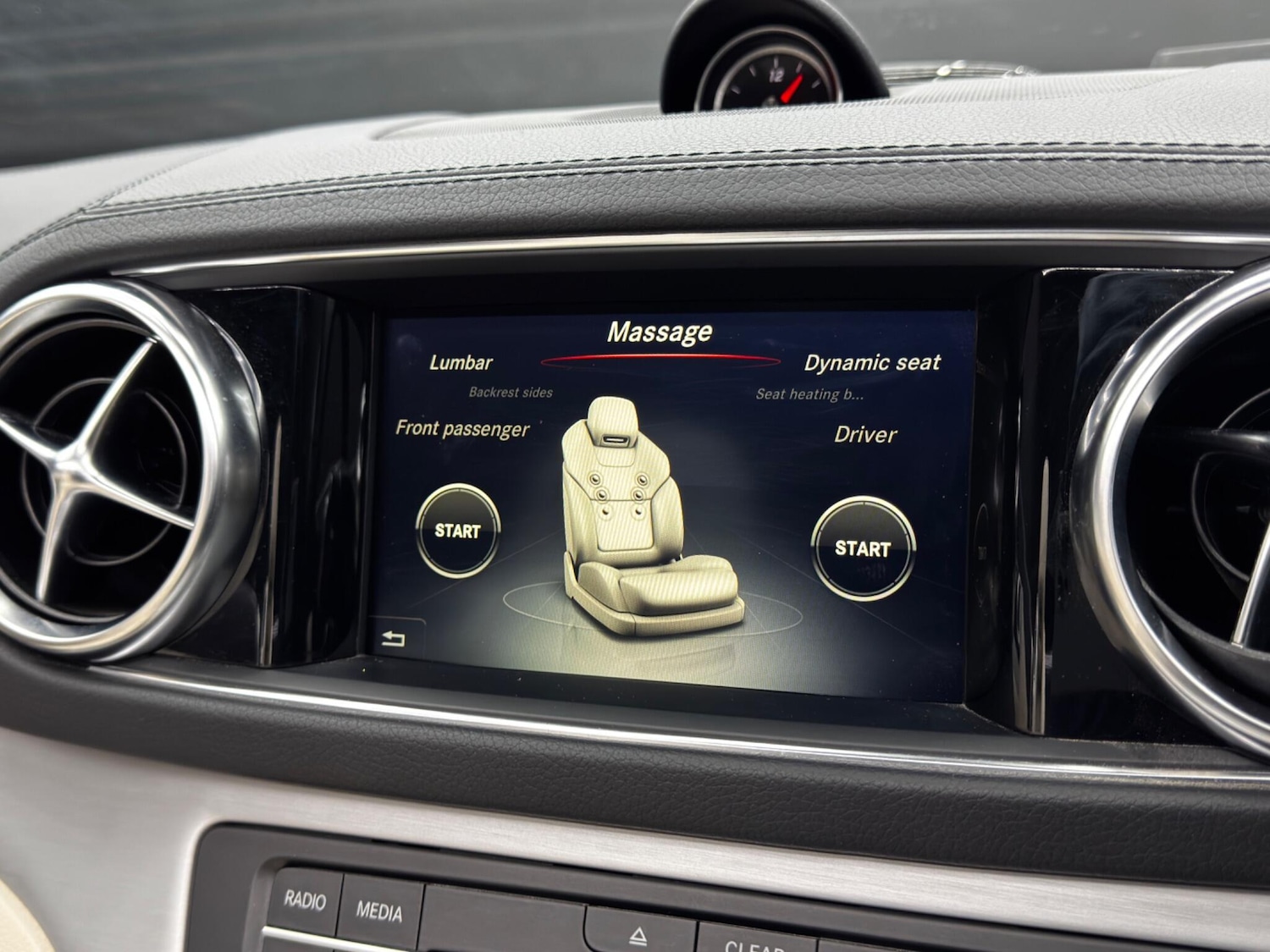 Used Mercedes-Benz SL 2018 for sale - 76701572: Photo 31