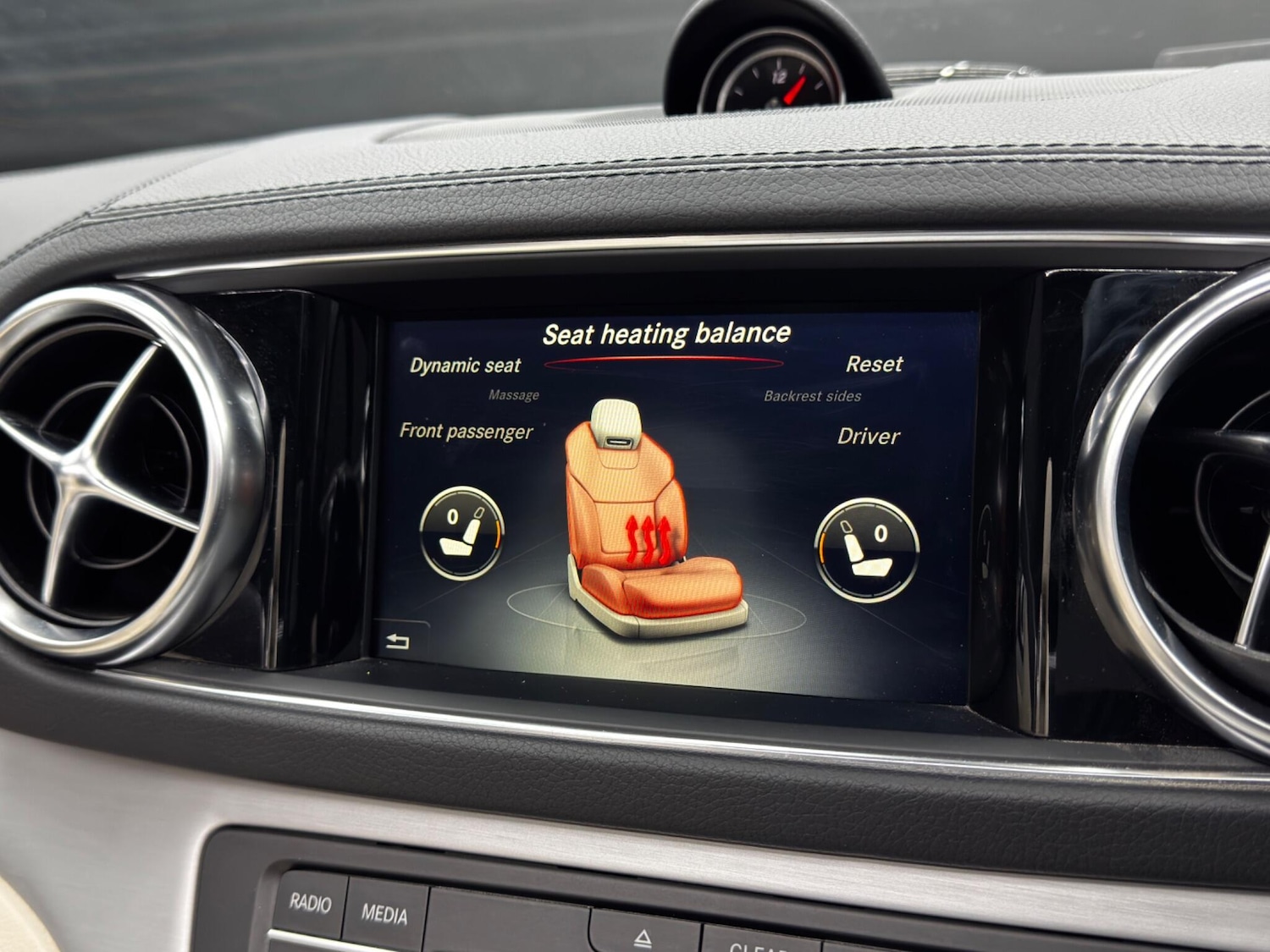 Used Mercedes-Benz SL 2018 for sale - 76701572: Photo 33