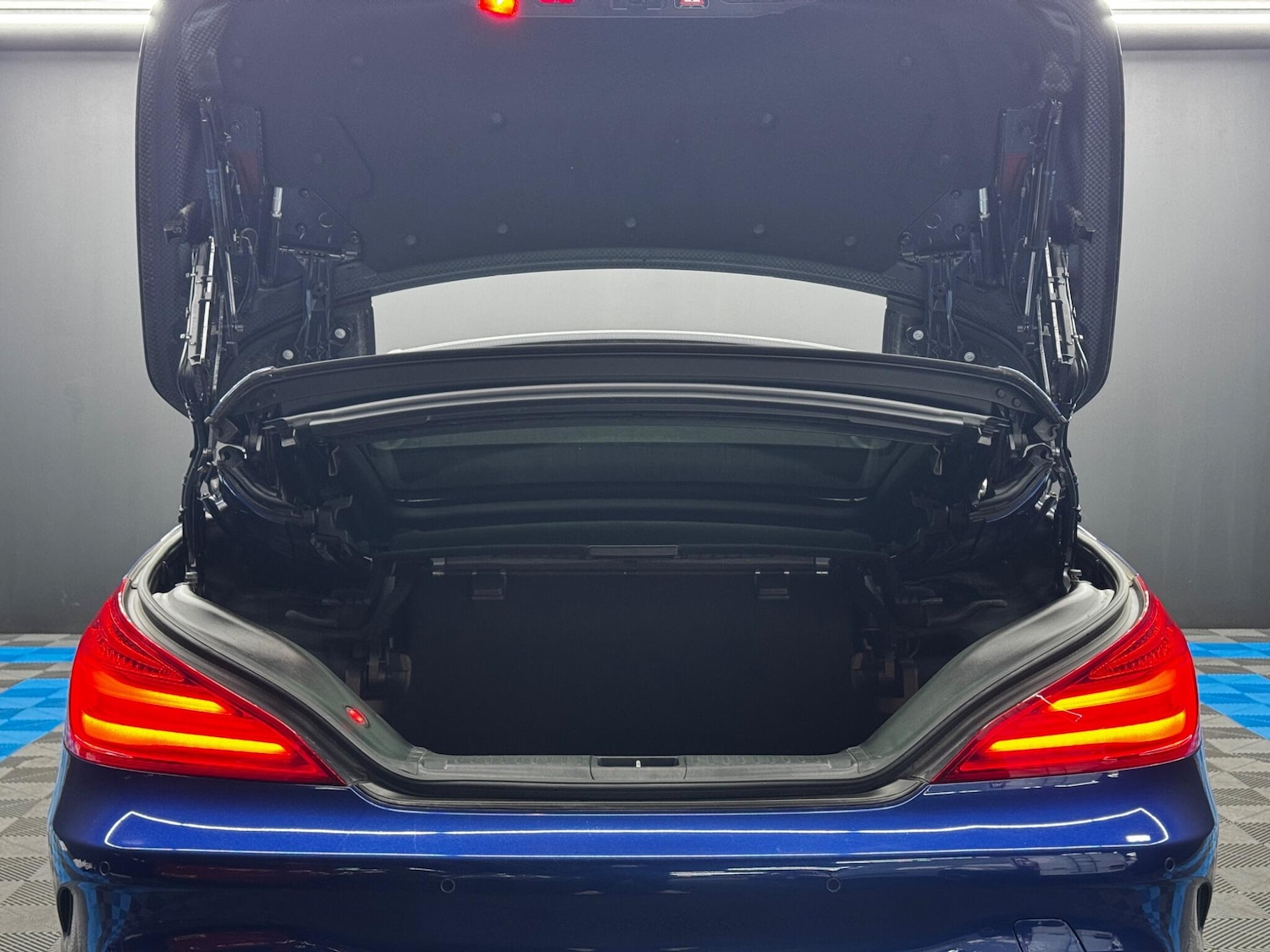 Used Mercedes-Benz SL 2018 for sale - 76701572: Photo 38