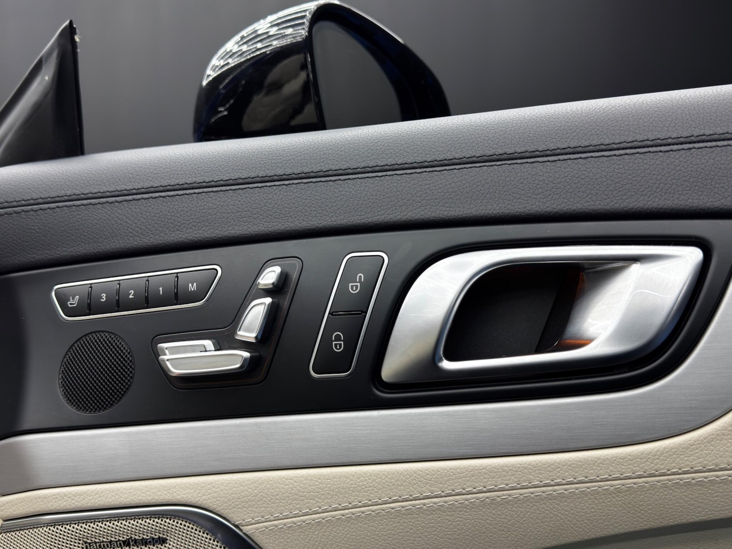 Used Mercedes-Benz SL 2018 for sale - 76701572: Photo 41