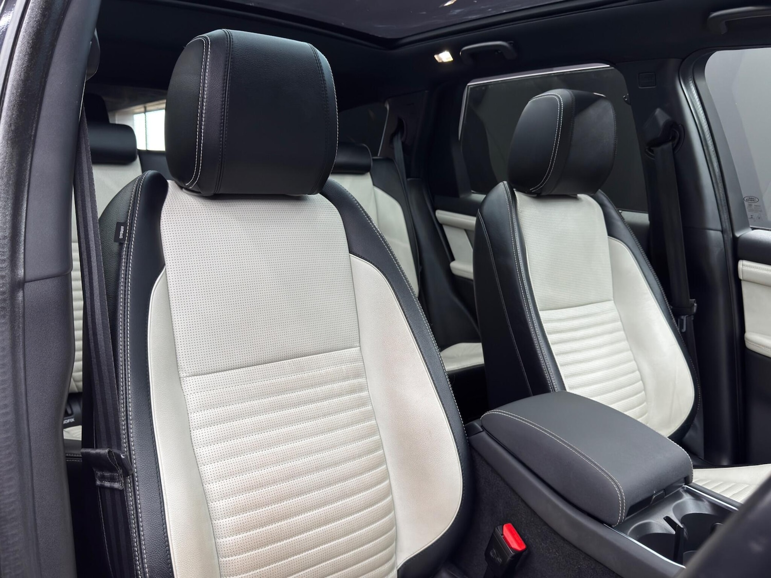 Used Land Rover Discovery Sport 2021 for sale - 78006642: Photo 12