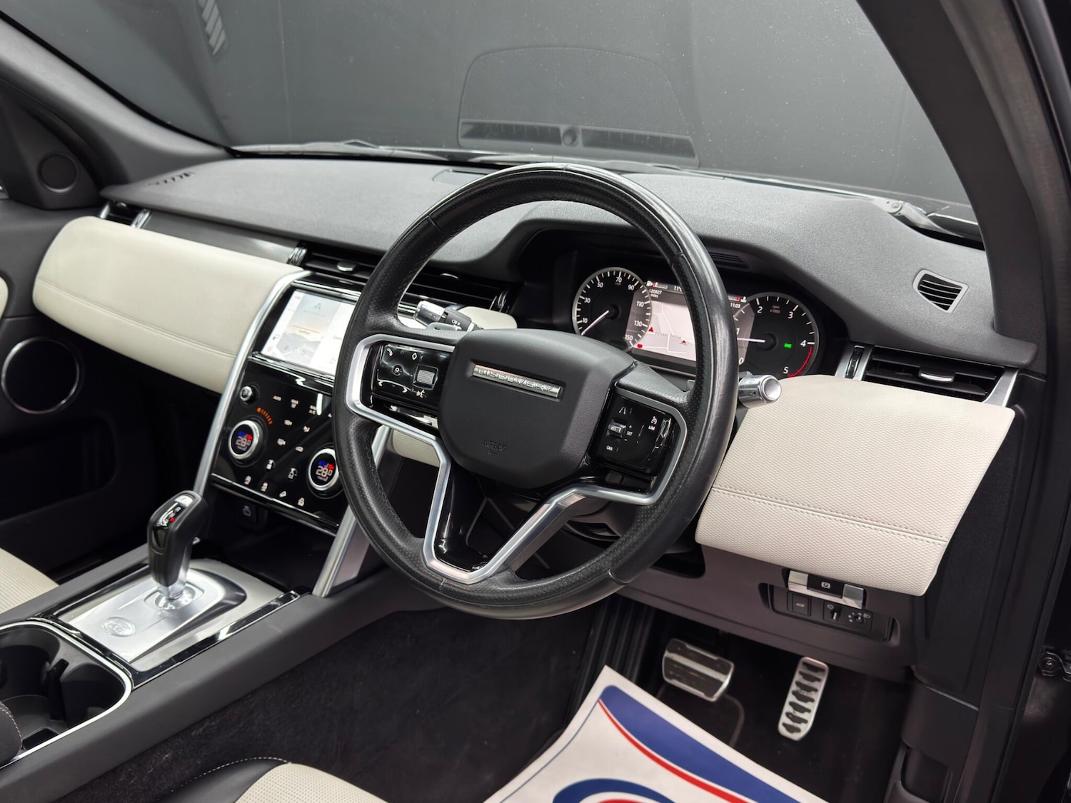 Used Land Rover Discovery Sport 2021 for sale - 78006642: Photo 9