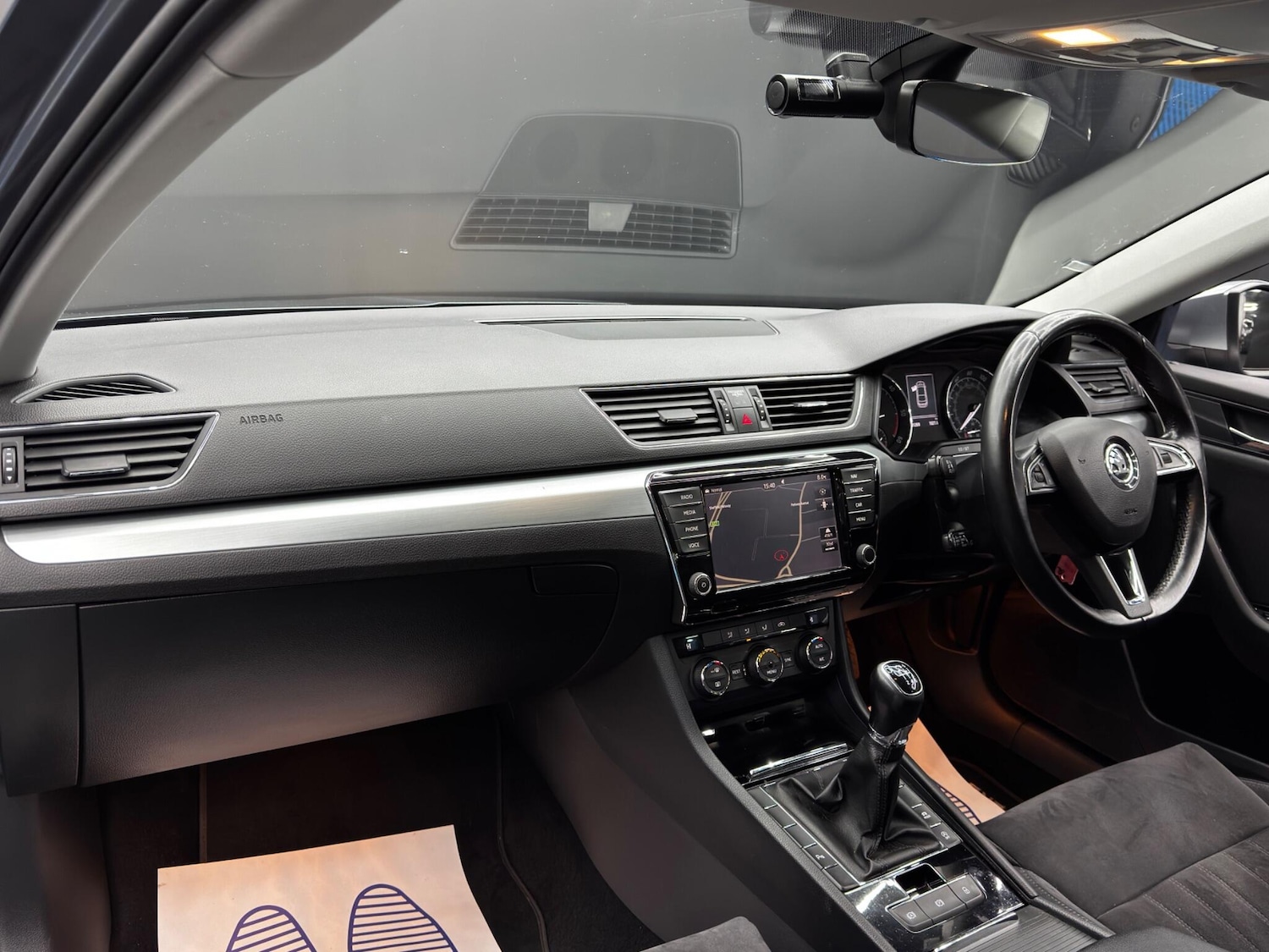 Used Skoda Superb 2017 for sale - 76839743: Photo 11