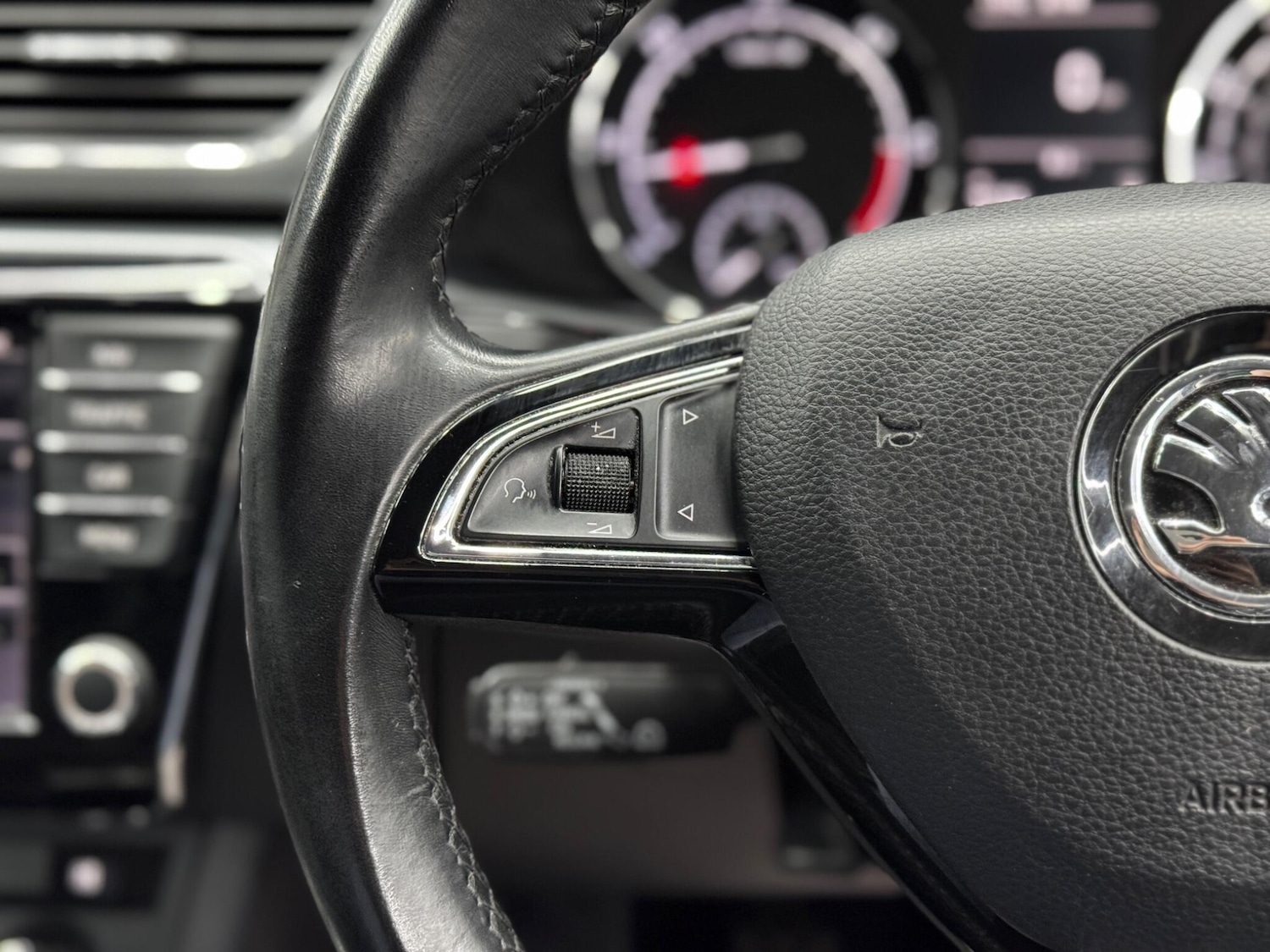 Used Skoda Superb 2017 for sale - 76839743: Photo 20