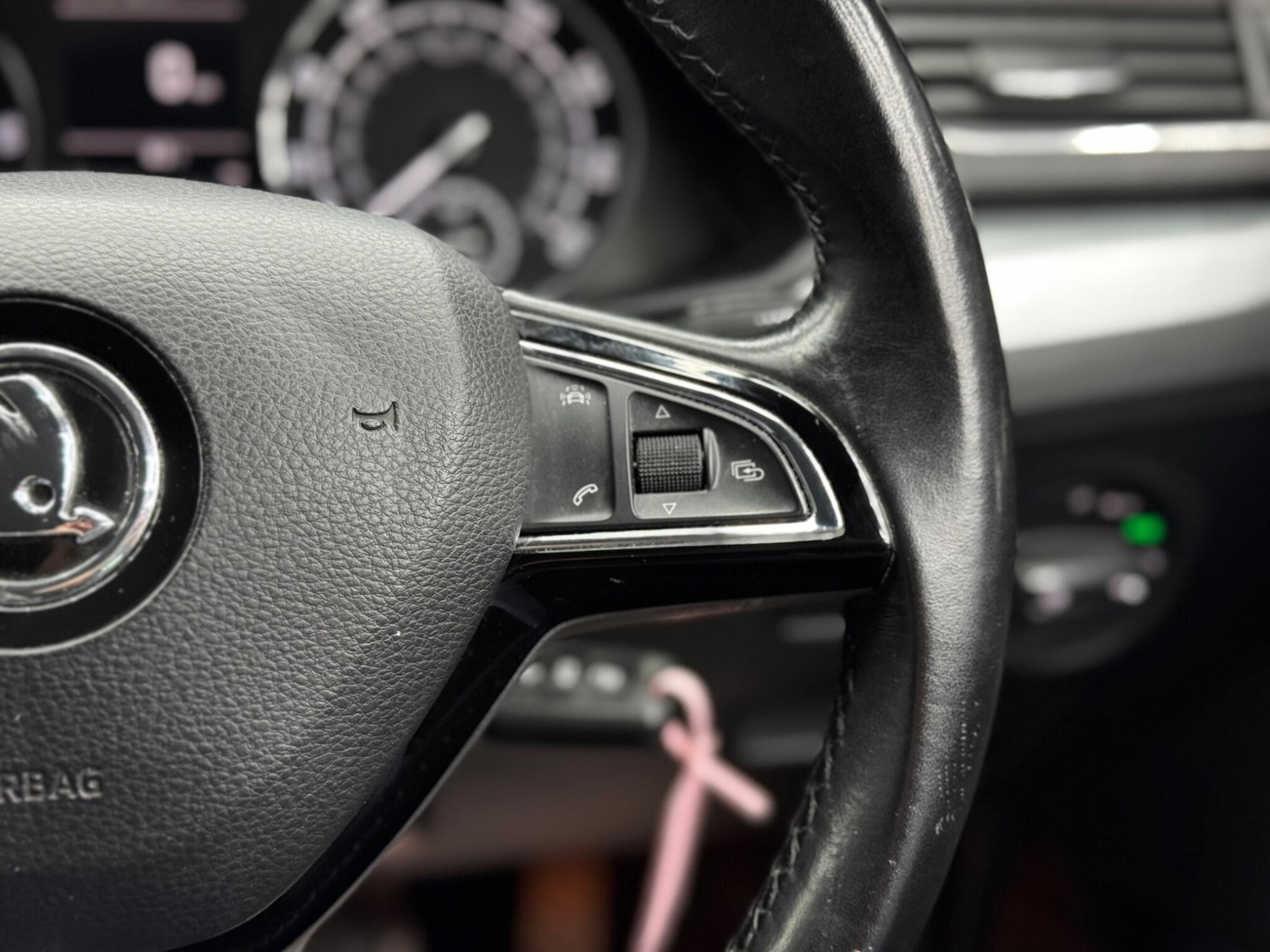 Used Skoda Superb 2017 for sale - 76839743: Photo 21