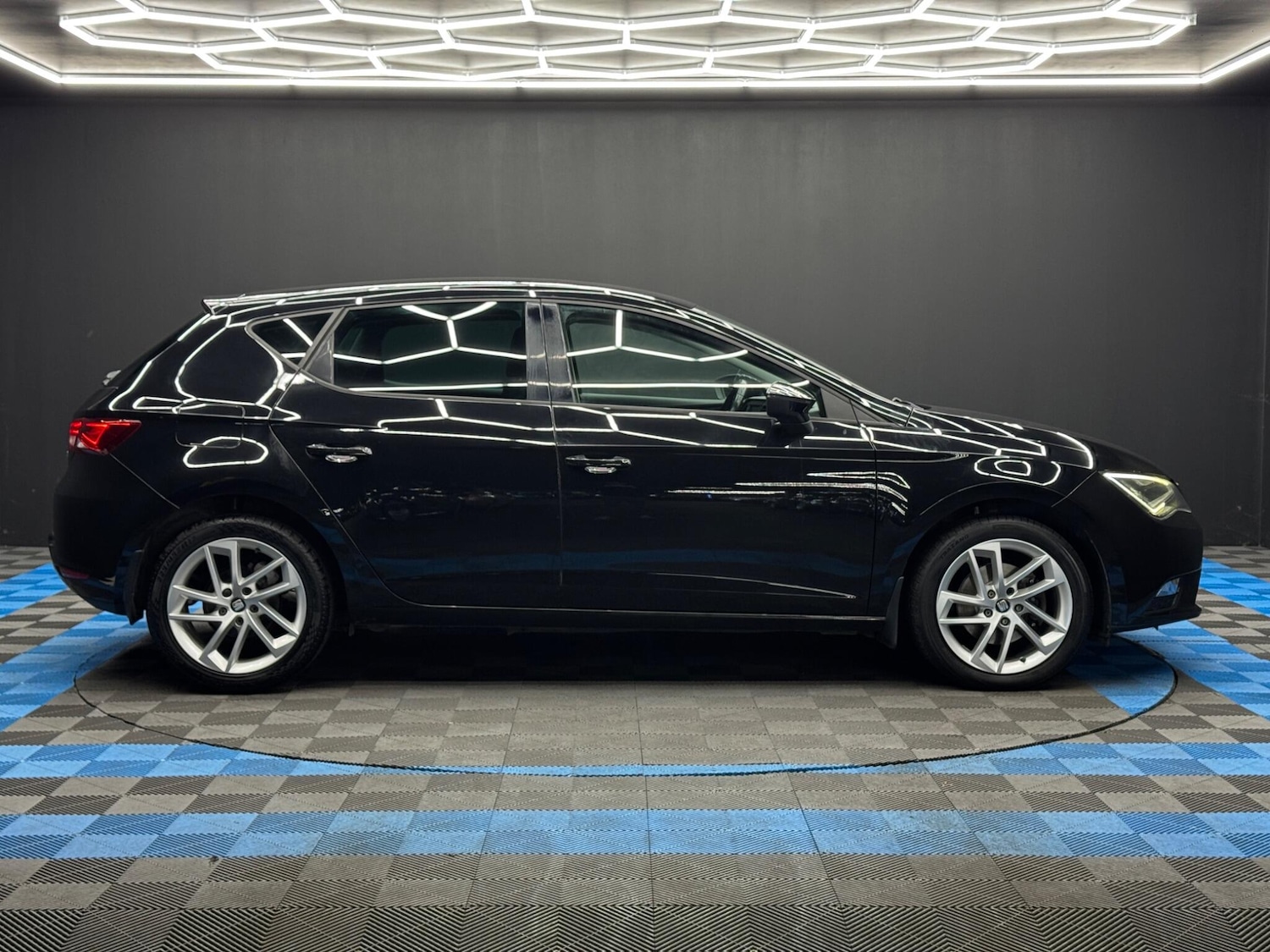 Used SEAT Leon 2016 for sale - 77054062: Photo 4