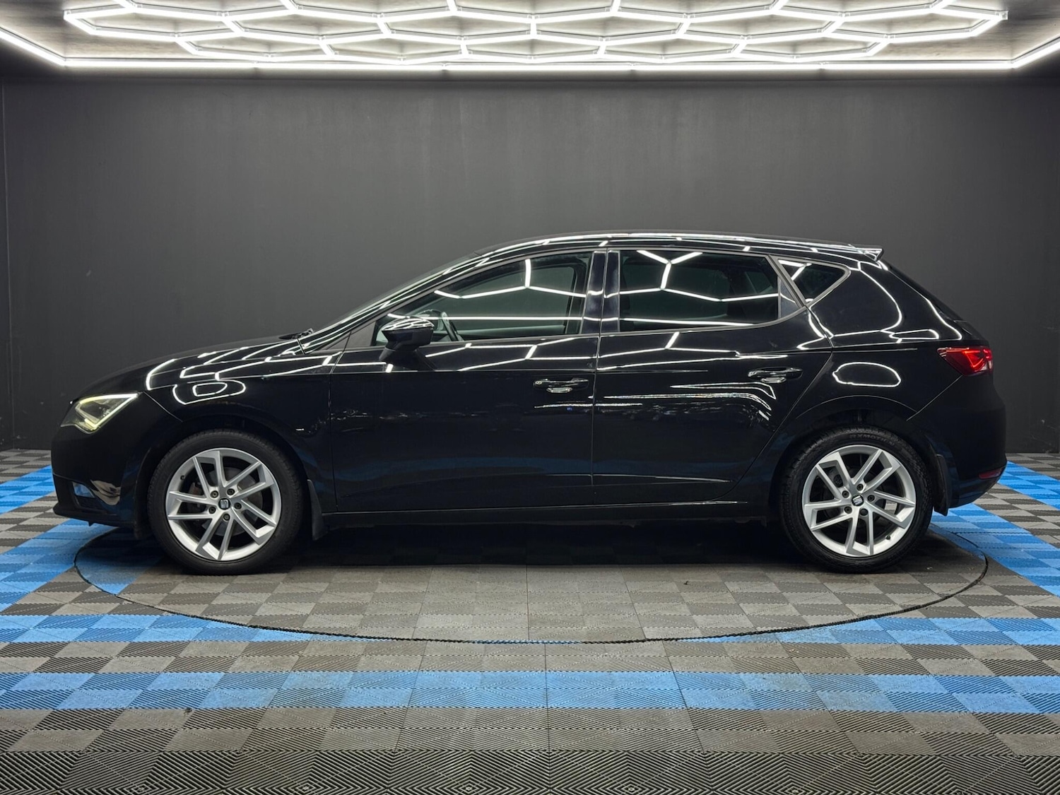 Used SEAT Leon 2016 for sale - 77054062: Photo 8