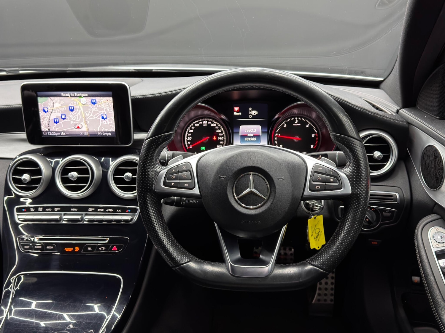 Used Mercedes-Benz C Class 2014 for sale - 77143388: Photo 17