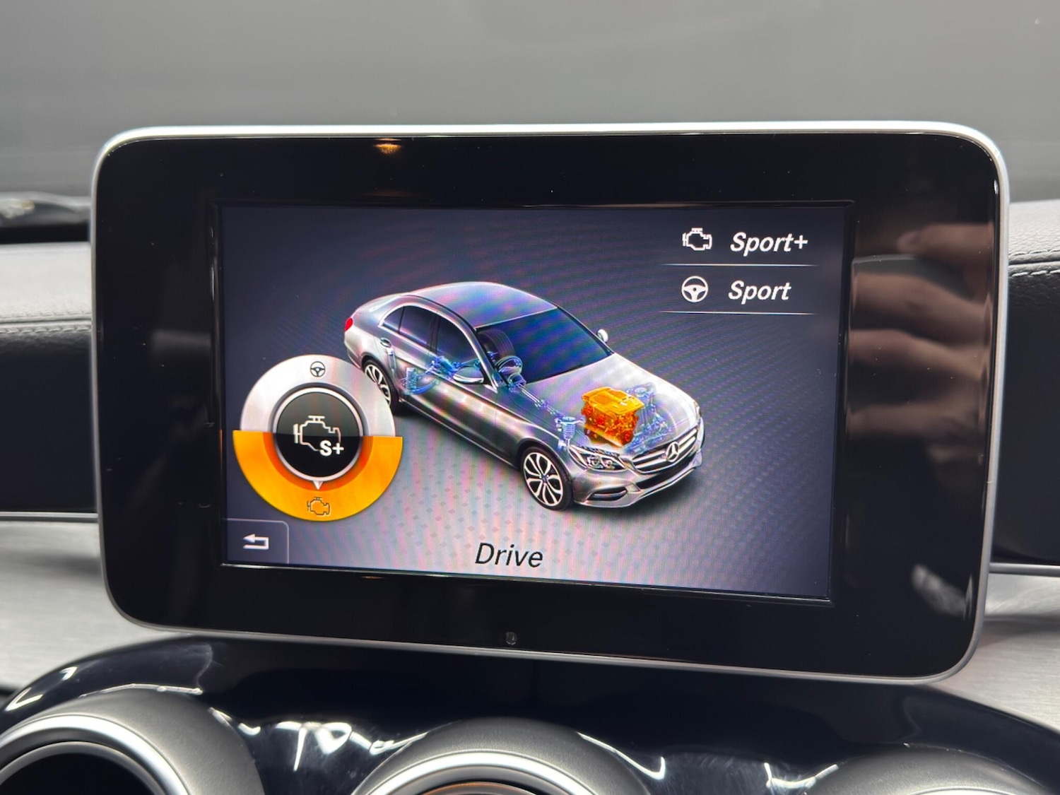 Used Mercedes-Benz C Class 2014 for sale - 77143388: Photo 31