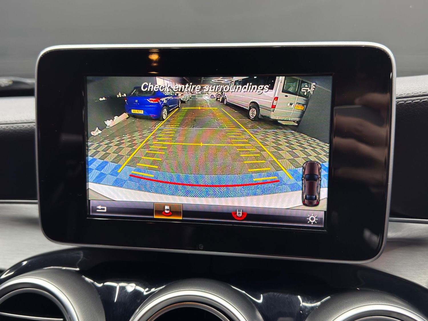 Used Mercedes-Benz C Class 2014 for sale - 77143388: Photo 32