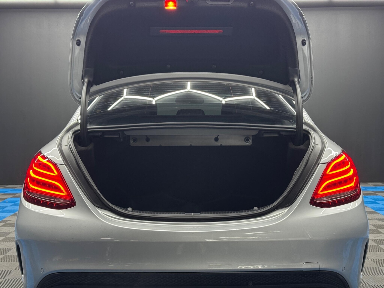 Used Mercedes-Benz C Class 2014 for sale - 77143388: Photo 35