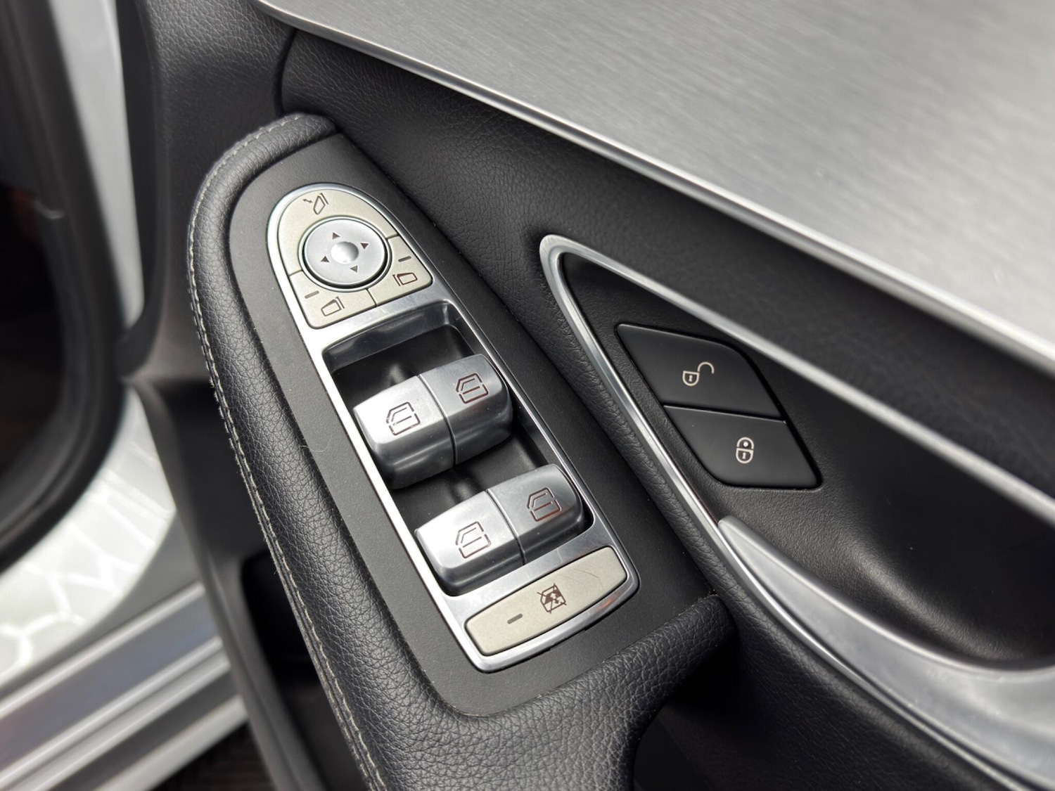 Used Mercedes-Benz C Class 2014 for sale - 77143388: Photo 38