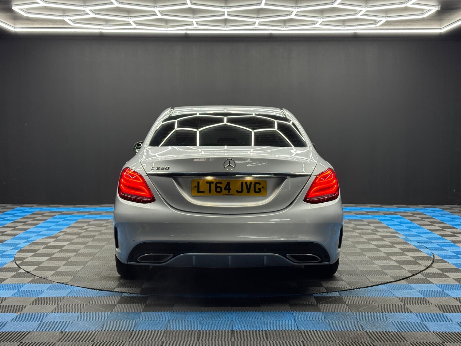 Used Mercedes-Benz C Class 2014 for sale - 77143388: Photo 6