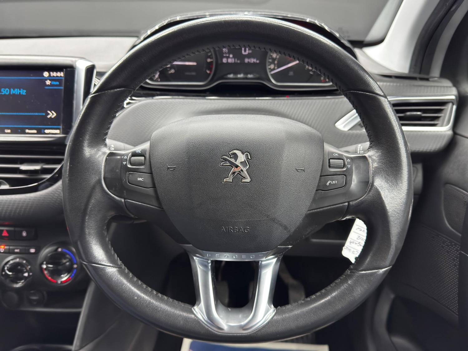 Used Peugeot 208 2017 for sale - 77387395: Photo 17