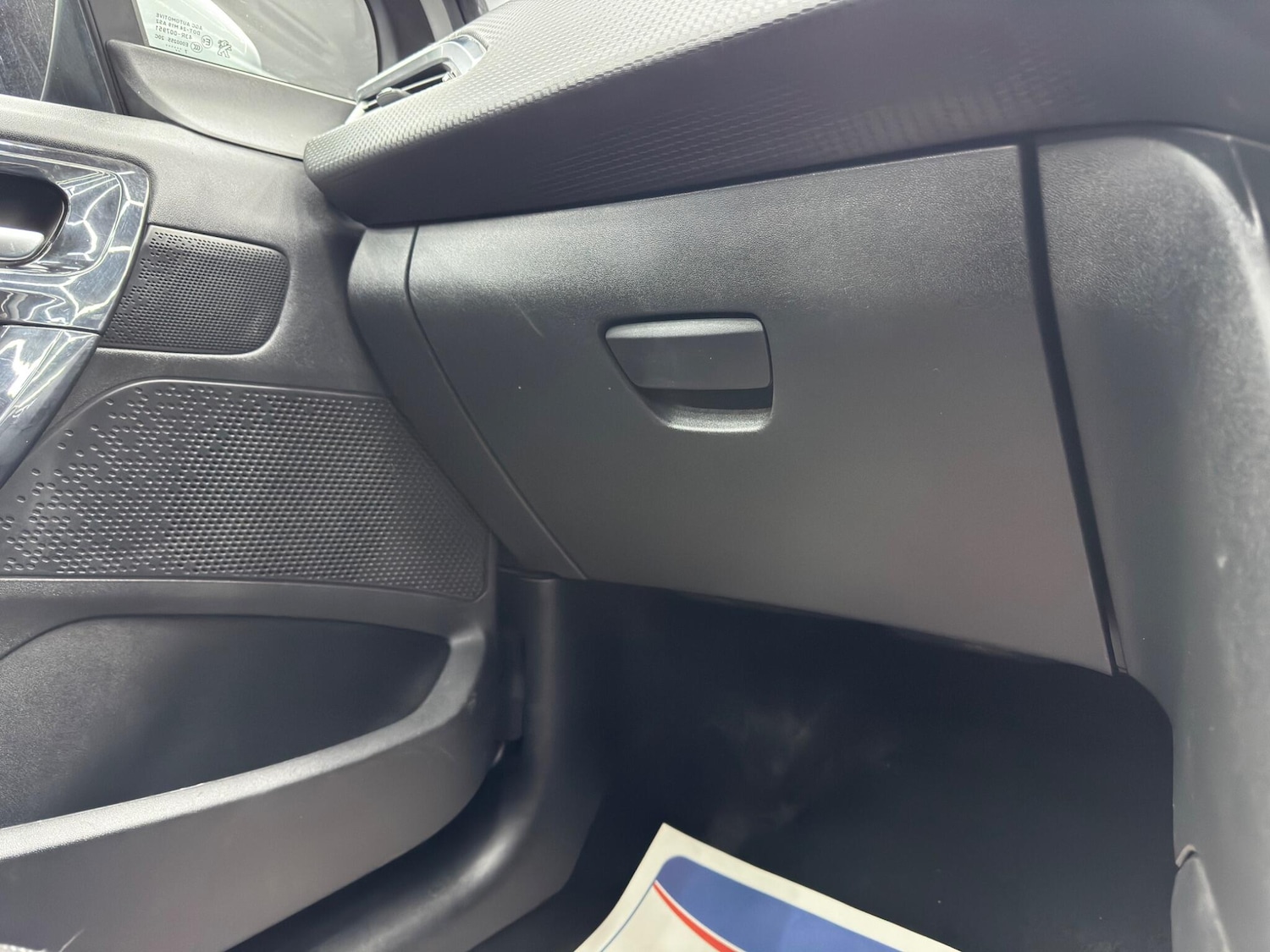 Used Peugeot 208 2017 for sale - 77387395: Photo 30