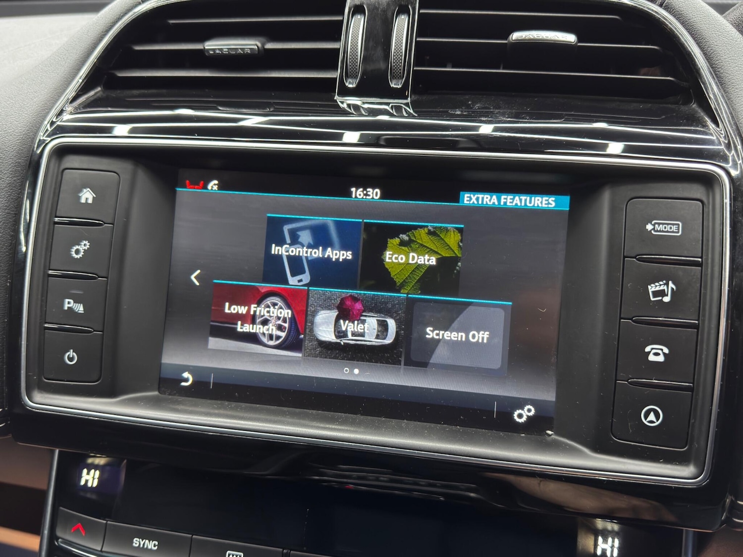 Used Jaguar XE 2018 for sale - 77315006: Photo 31