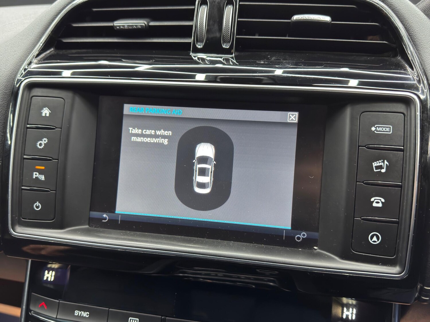 Used Jaguar XE 2018 for sale - 77315006: Photo 35