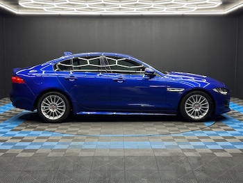 Used Jaguar XE 2018 for sale - 77315006: Photo