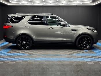 Used Land Rover Discovery 2018 for sale - 79645909: Photo