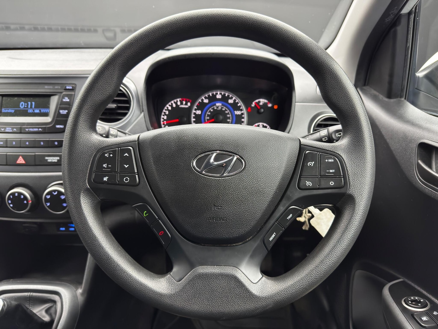 Used Hyundai i10 2017 for sale - 77143843: Photo 18