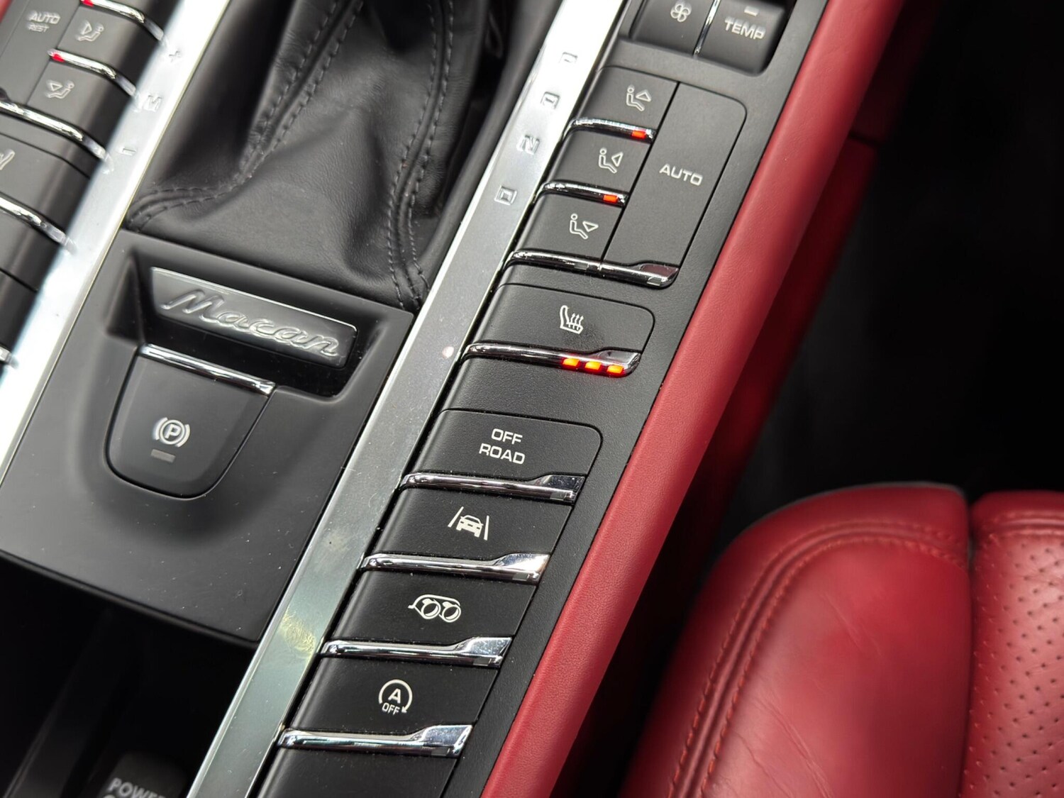 Used Porsche Macan 2016 for sale - 78006940: Photo 27