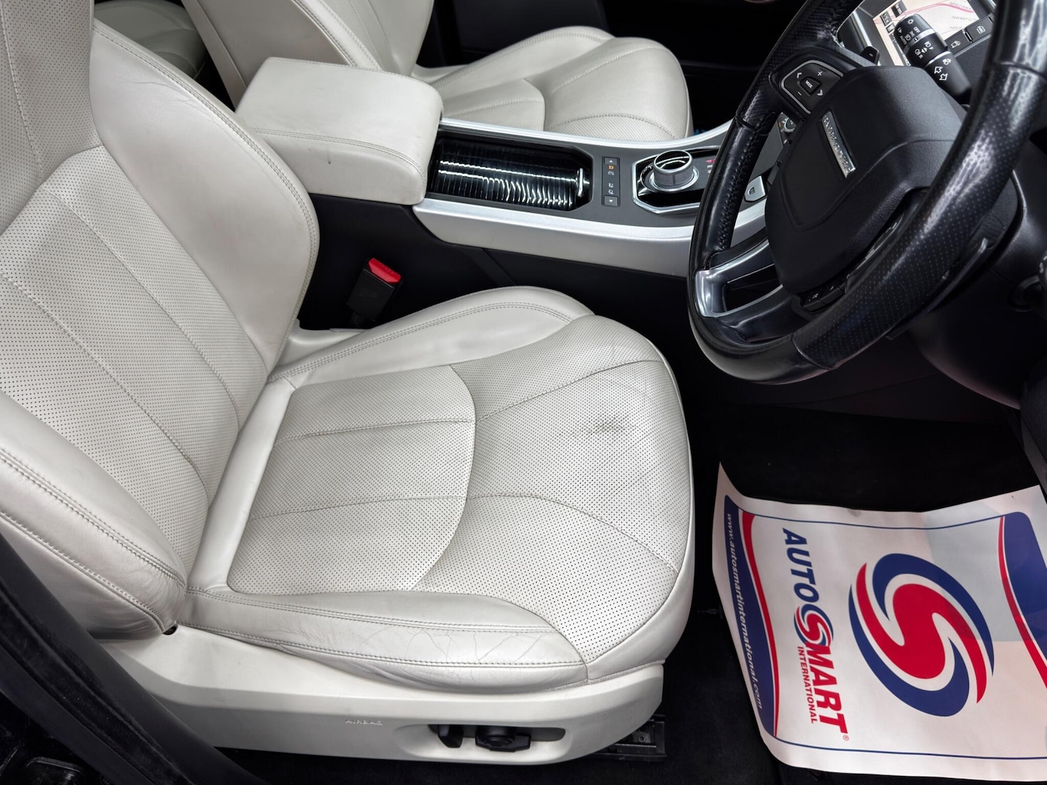 Used Land Rover Range Rover Evoque 2016 for sale - 76592502: Photo 13