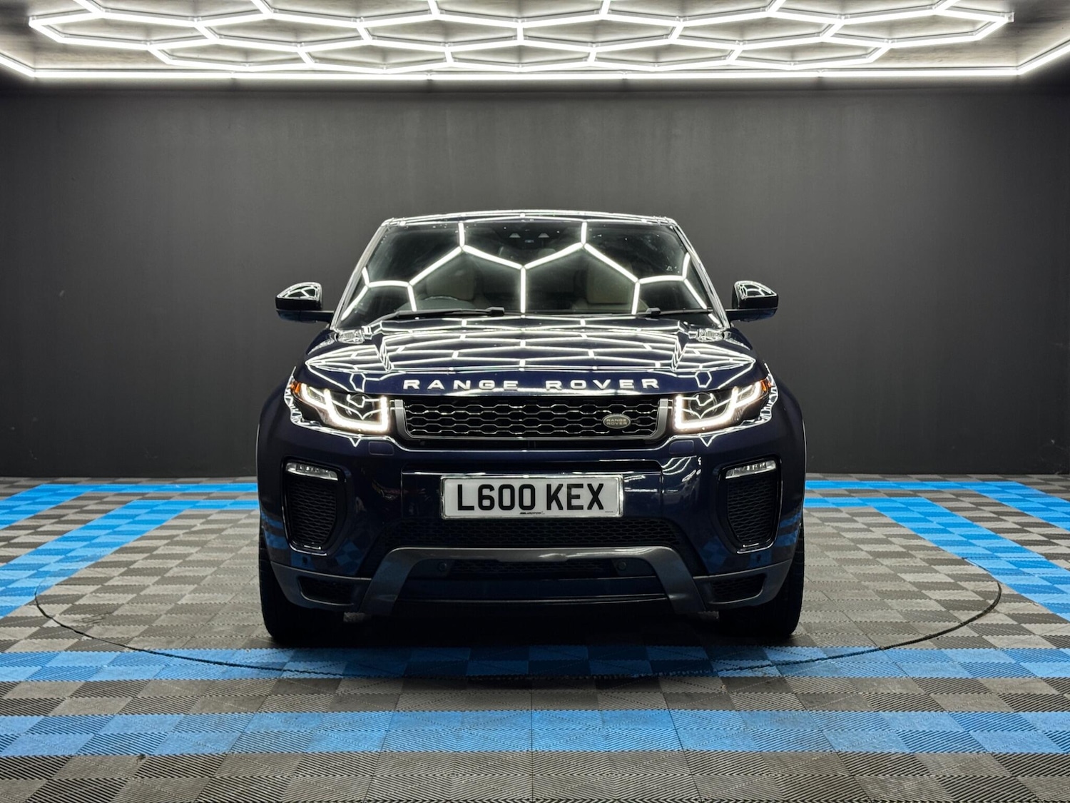 Used Land Rover Range Rover Evoque 2016 for sale - 76592502: Photo 2
