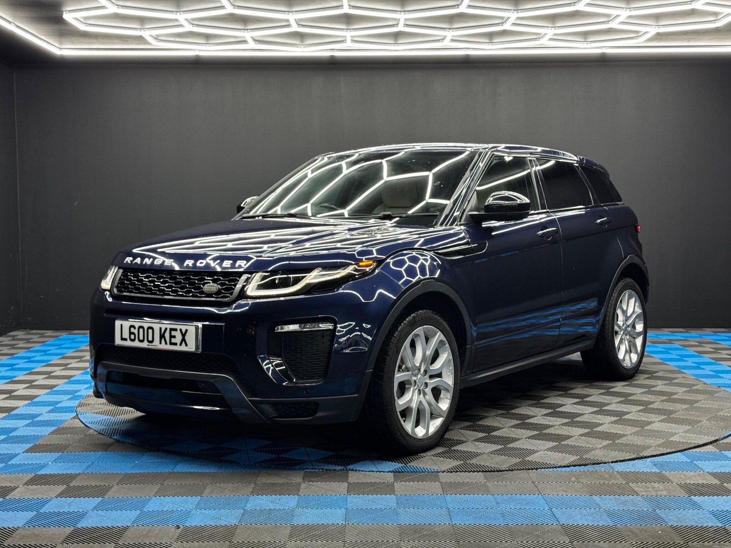 Used Land Rover Range Rover Evoque 2016 for sale - 76592502: Photo 3