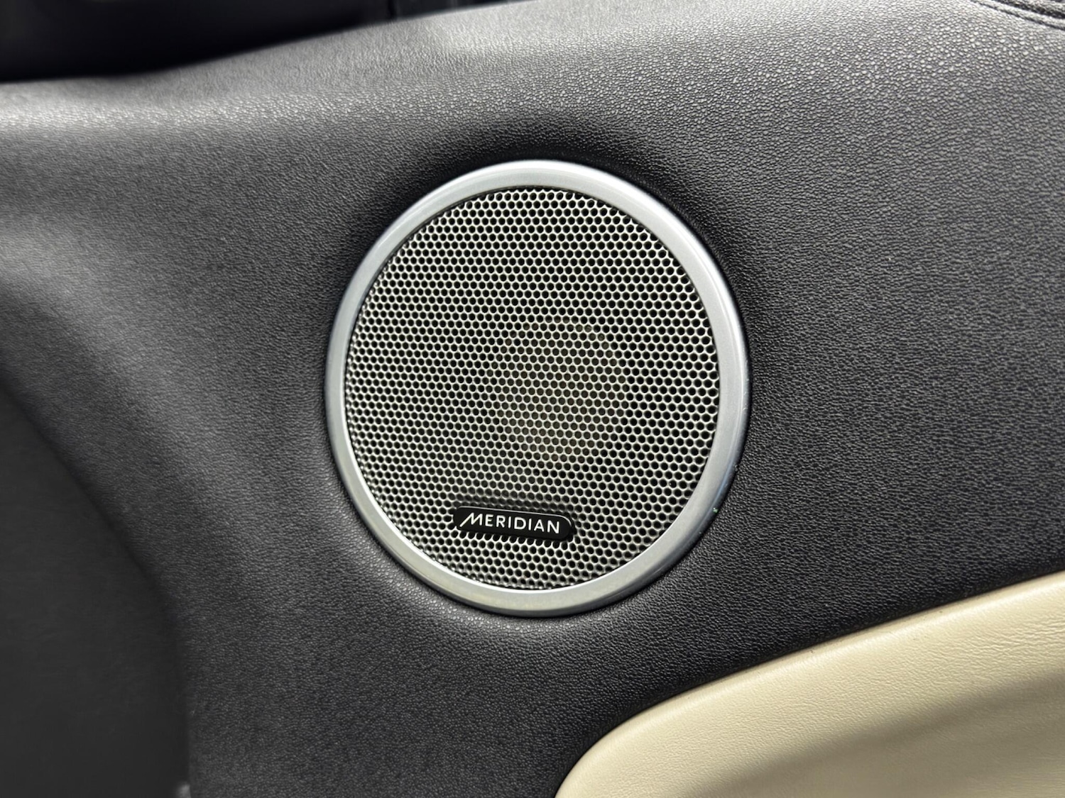 Used Land Rover Range Rover Evoque 2016 for sale - 76592502: Photo 40